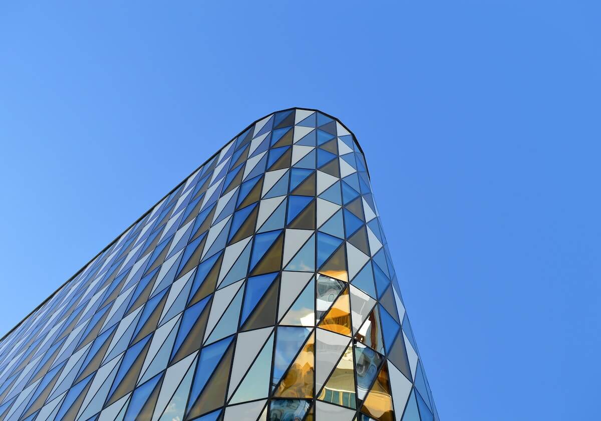 圈子不同别硬融，库追汤赛后叙旧波杰想加入，尬聊几句后悻悻离开